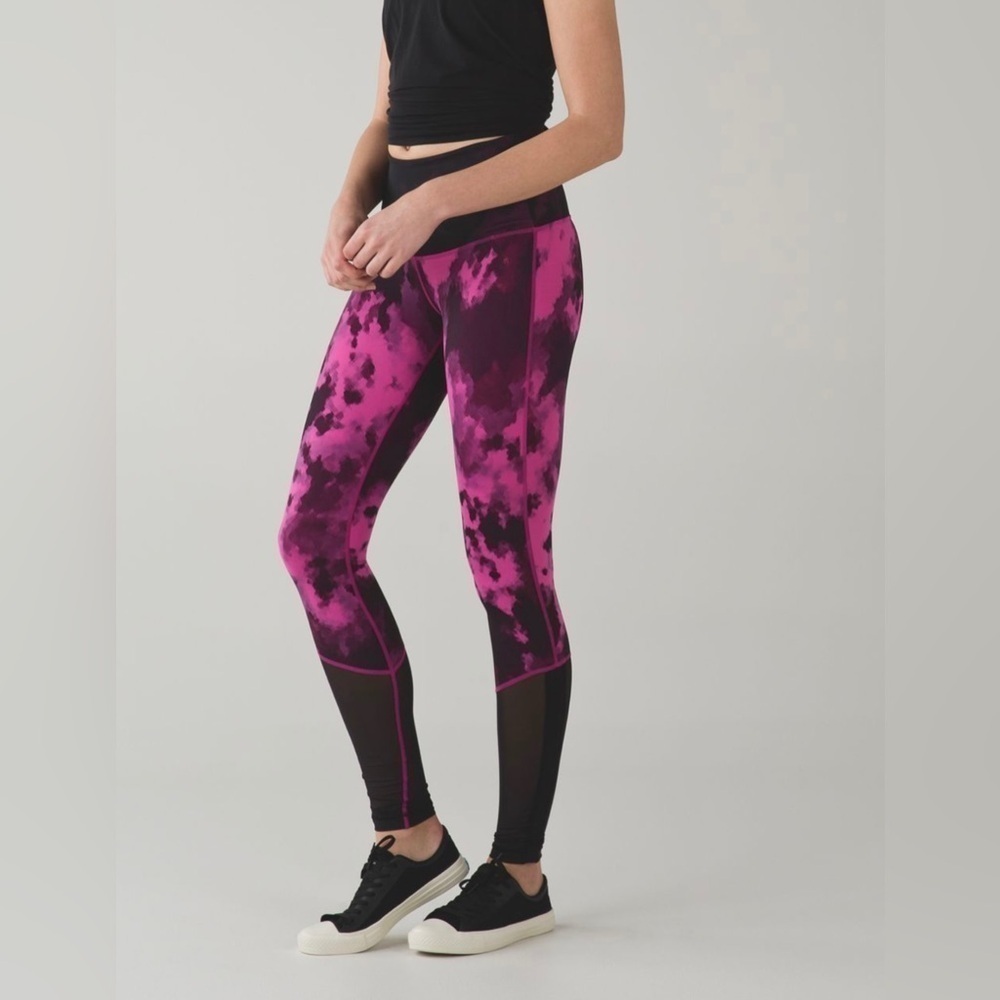 Lululemon - Sweaty Endeavor Tie Dye Tight